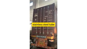 Stainless steel pipes of different sizes