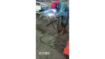 round post for wire mesh fencing support