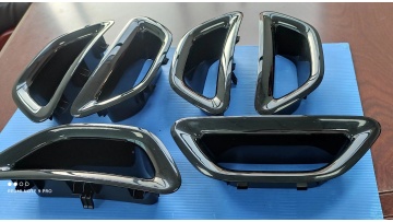 Automobile plastic parts spray paint