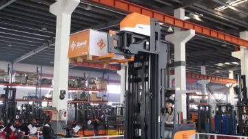 VNA forklifts-electric fork 2.mp4