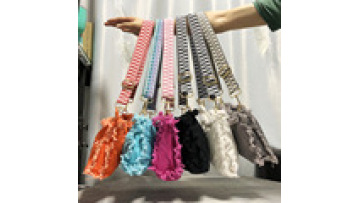 REWIN Fashion Multicolour Handmade Canvas Crossbody Tote Bag with Fringe Tassel and Woven Strap1