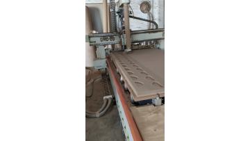 Home wooden furniture mass production workshop