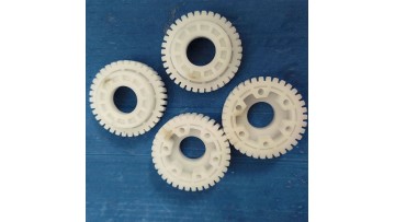 PeeK gear mold