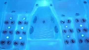 HL-7805 best small hot tubs for 3 person