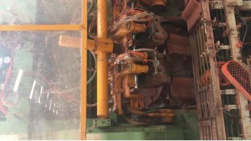 Tile forming machine