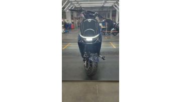 Sleek Design Battery-Powered Motorcycle for Daily Use