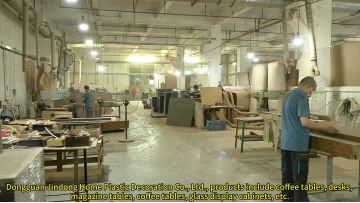 Production Of Wooden Floor Lamp