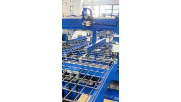 Grid bridge welding production line