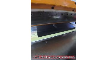Elastic shock-absorbing rubber block