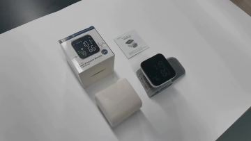 Hot sale Best Sale Full Screen LED Display Automatic Wrist Bp Machine Digital Blood Pressure Monitor With Voice Broadcast1