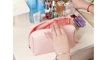 High Quality Waterproof Pink Cosmetic Bags Women Custom Logo Travel Portable Zipper Fashion Toiletry Bag Luxury Makeup Bag pouch1