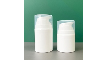 Vacuum lotion bottle