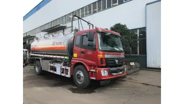 New Arrival Foton Auman 4X2 13.5cbm Fuel Tanker Truck1
