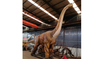 animatronic brachiosaurus jurassic world