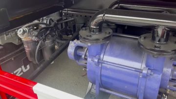 Vaccum Sewage Truck