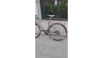 Titanium road bike frame disc brakes