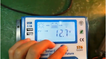 Solar Power Equipment Frequency 60A Cost-Effective Blue PWM Solar Charge Controller Low Voltage Protection with Lcd Display1