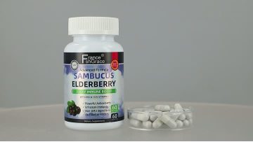 Zinc and Vitamin C capsules
