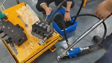 hand pump test for valve