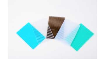 Polycarbonate hollow sheet