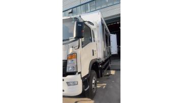 HOWO Workshop Truck (1)