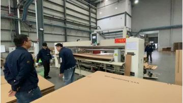 Semi auto stitcher machine
