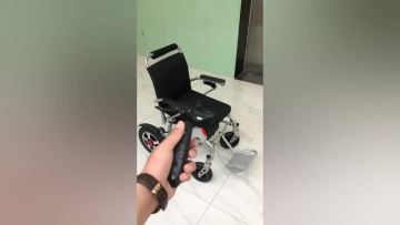 Control Electric Rehabilitation Therapy Disabled People Wheelchair Folding Lightweight Electric Wheelchair Lift For Van1