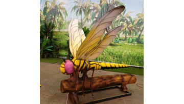 animatronic giant dragonfly
