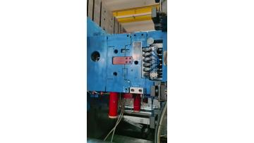 Plastic mold
