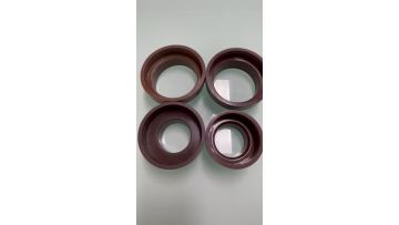 Rubber electrical insulator 5