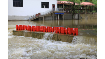 various designs of Denilco flood barrier