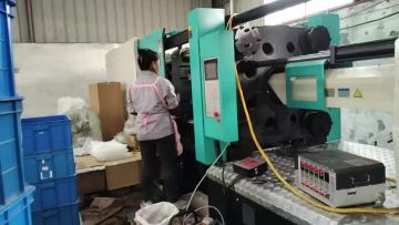 398Ton-Injection-Mold-Machine-converted