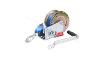 Stainless Steel Manual Winch for Boat Trailers (3500lbs)1