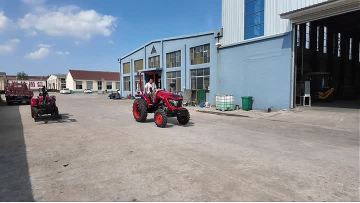 804 AGRICULTURAL TRACTOR