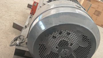 Side display of air compressor unit