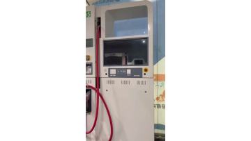 Four Hoses Double Products Fuel Dispenser