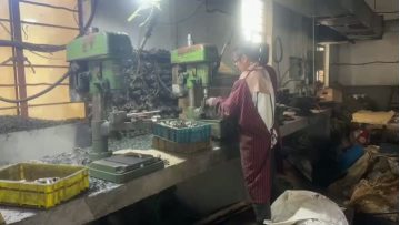 Professional production of automotive repair tool sets