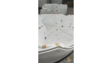 20260530BATHTUB