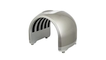 4 Light Therapy for Face & Body