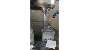 CNC machining of plastic molds