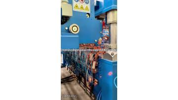 Concrete reinforcement wire mesh welding machine