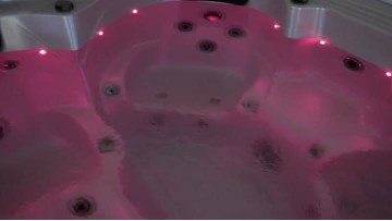 5801 Outdoor Massage Spa