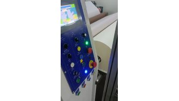 Paper rewinding machine