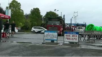 HOWO carrier truck