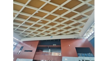 Fabric ducts are used in a basketball stadium in Zhejiang Province