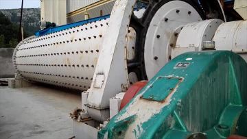 Ball mill