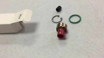 7/6-20 UNF Female Auto Ac Parts  Pressure Switch R-12 R-134a1