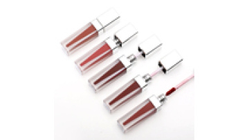 Lipgloss vendor custom lipgloss tube packaging OEM private label glossy plumping lipgloss matte lipstick1