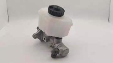 Brake Pump 0K2A3-49-400 KK2N4-43-400 Brake Master Cylinder FOR KIA1