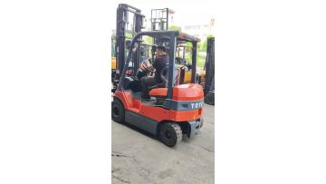 Toyota Electric Lift Truck